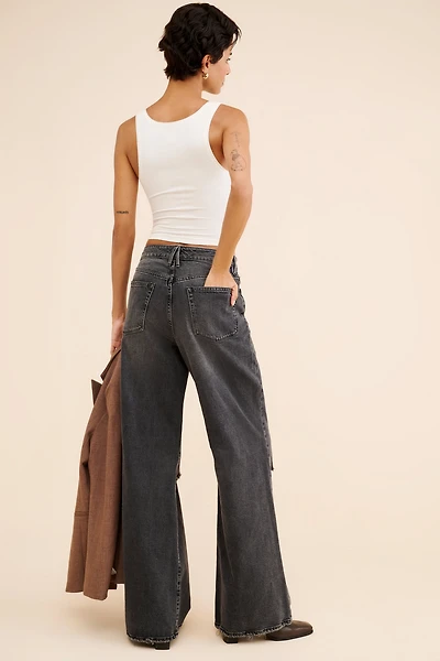 Good American Ease Relaxed Distressed Jeans
