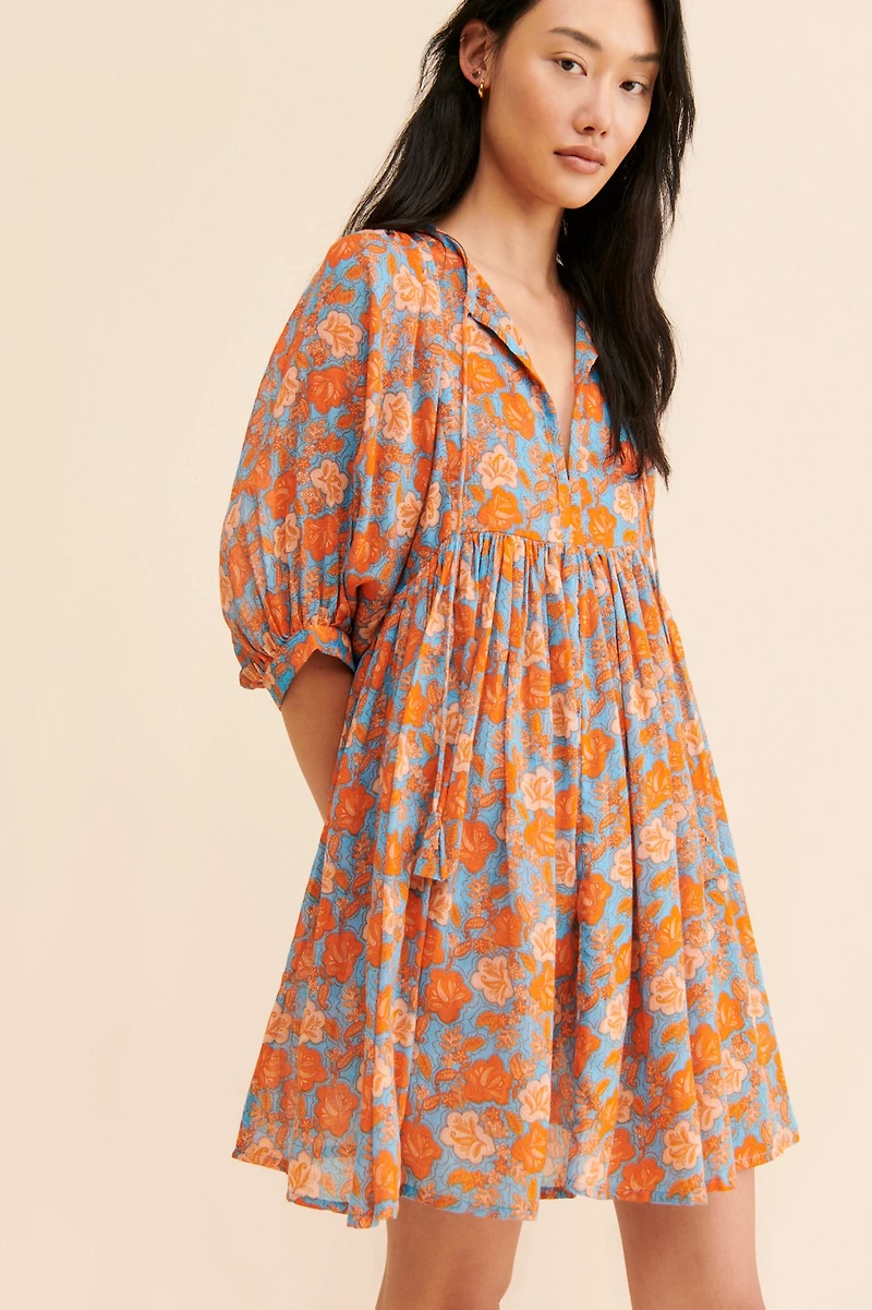 SUNDRY Floral Shift Dress