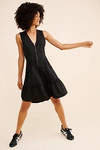 Sleeveless Utility At The Knee Dress