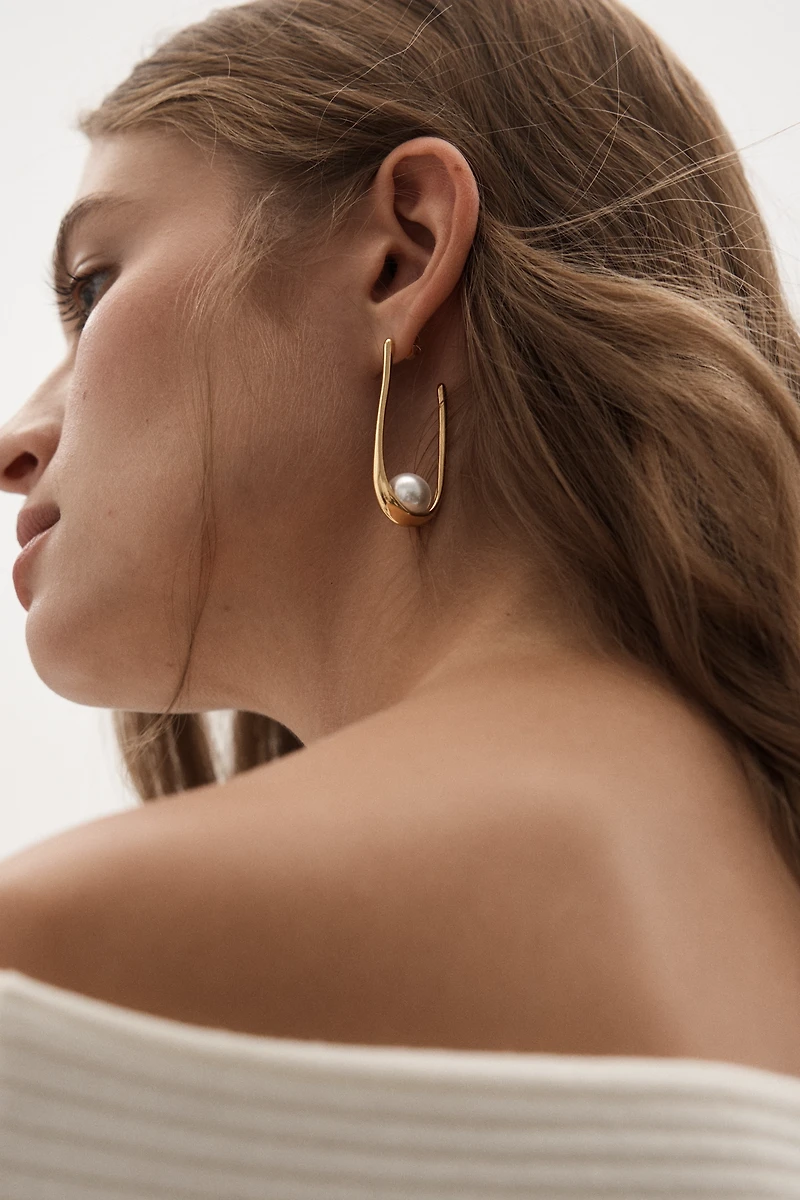Dandy Pearl Vintage Hoop Earrings