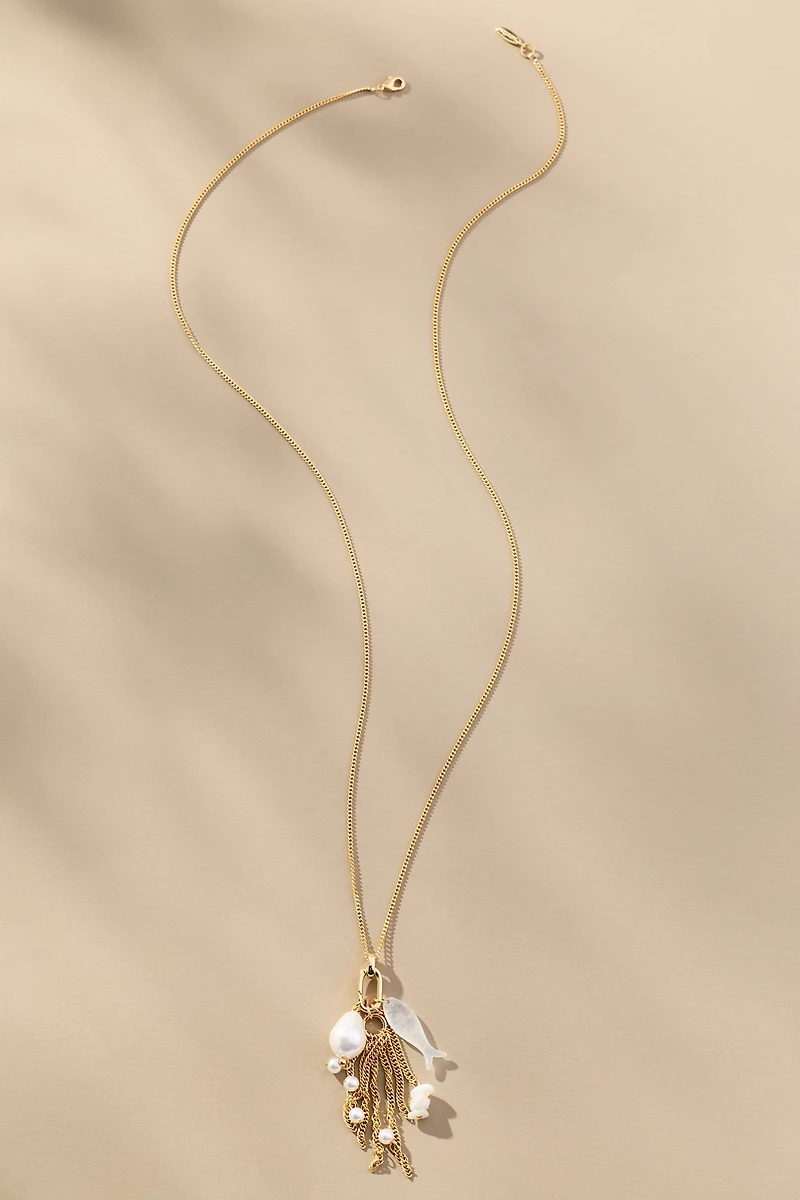 Delicate Pearl Pendant Necklace