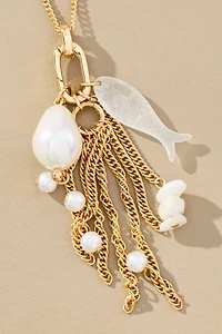 Delicate Pearl Pendant Necklace