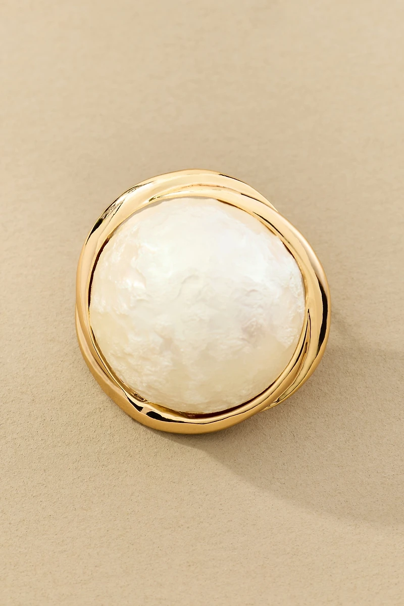Vintage-Inspired Pearl Post Earrings