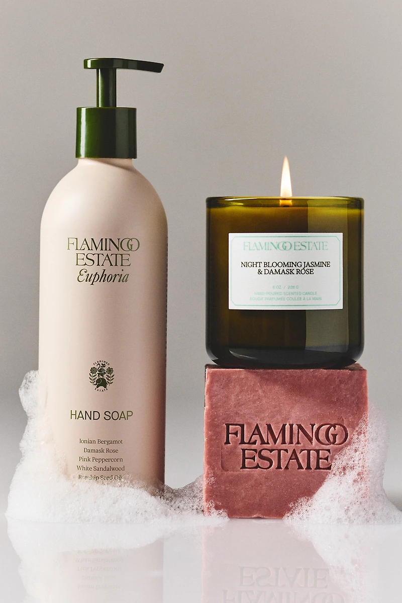 Flamingo Estate Euphoria Bath Gift Set