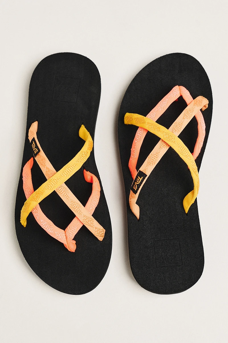 Teva Olowahu Cross-Strap Sandals