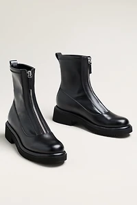 Dolce Vita Shante Zip-Front Boots