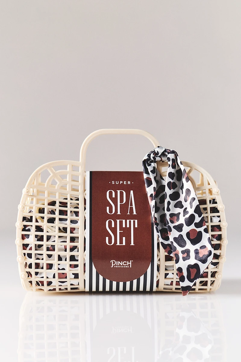 Pinch Provisions Leopard Super Spa Set