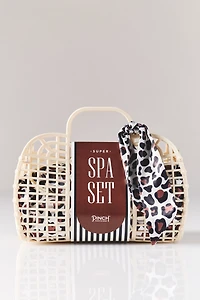 Pinch Provisions Leopard Super Spa Set