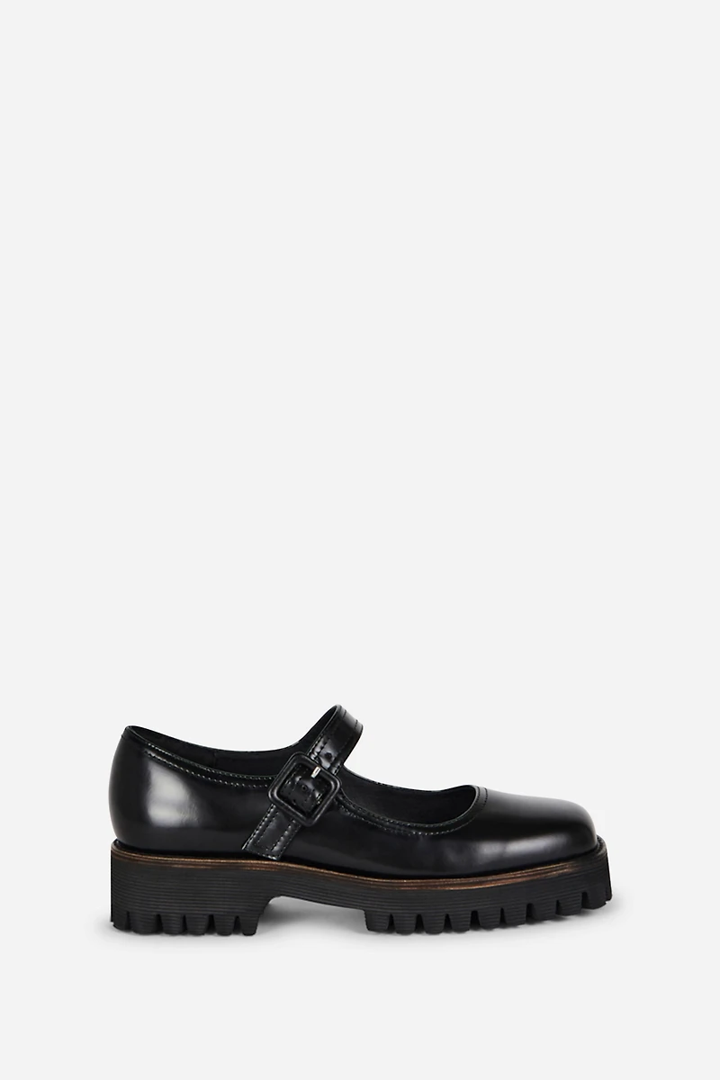 Intentionally Blank Veronica Lug Sole Mary Jane Flats