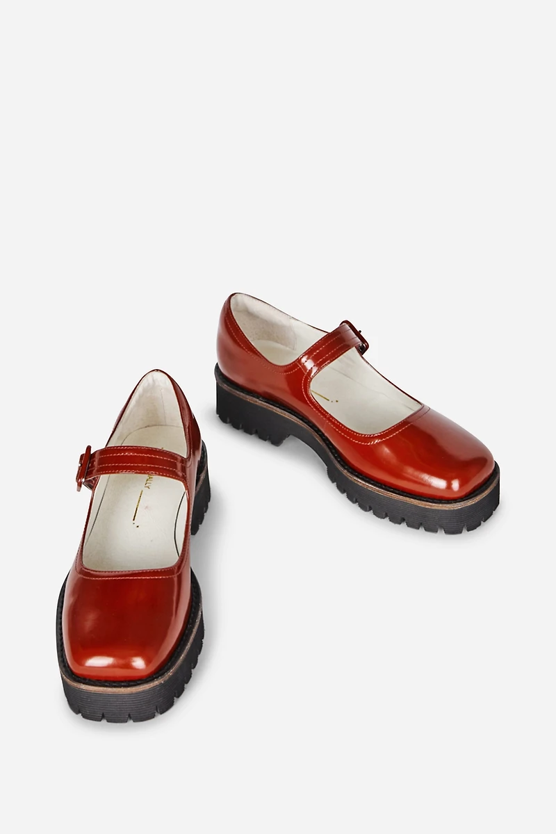 Intentionally Blank Veronica Lug Sole Mary Jane Flats