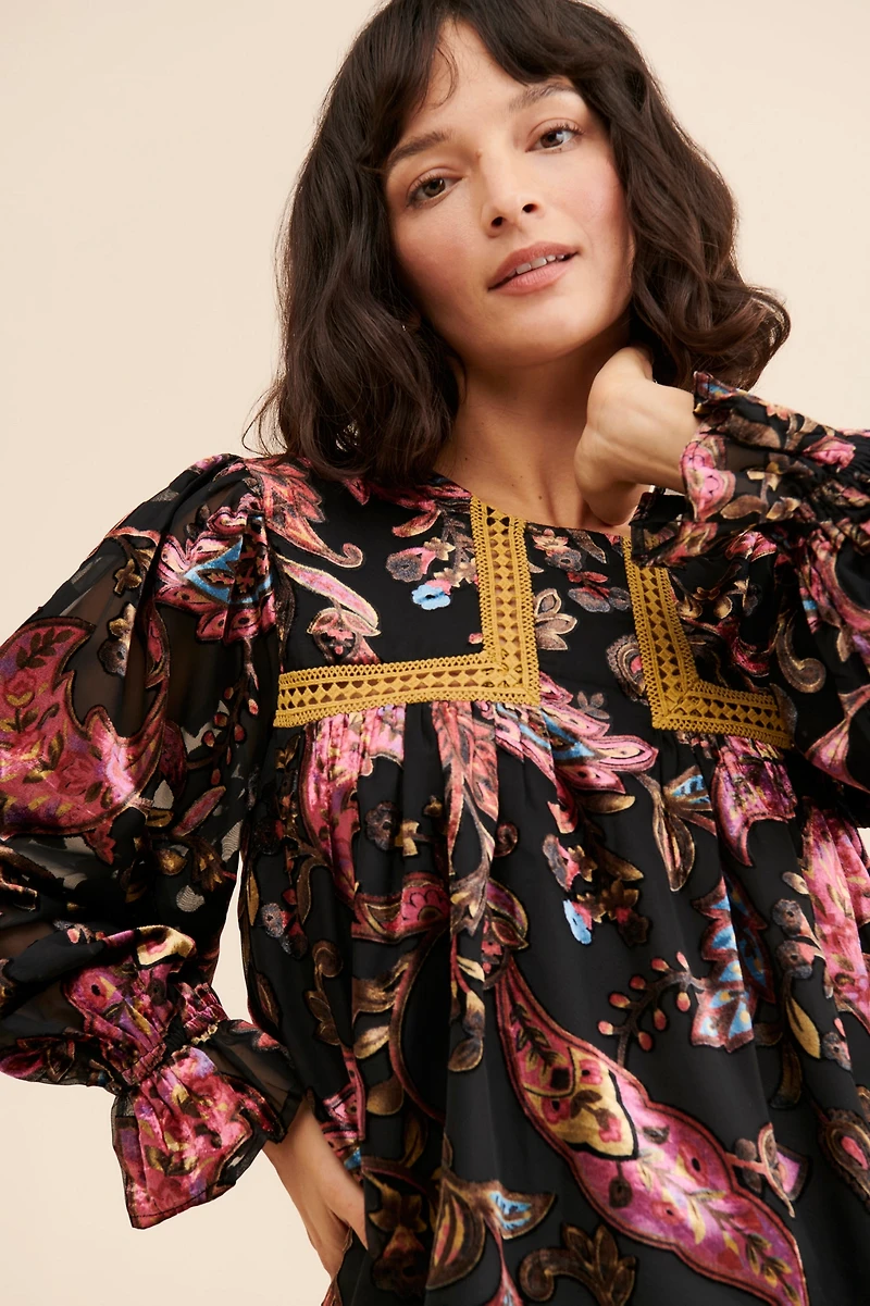 Let Me Be Velcra Velvet Blouse