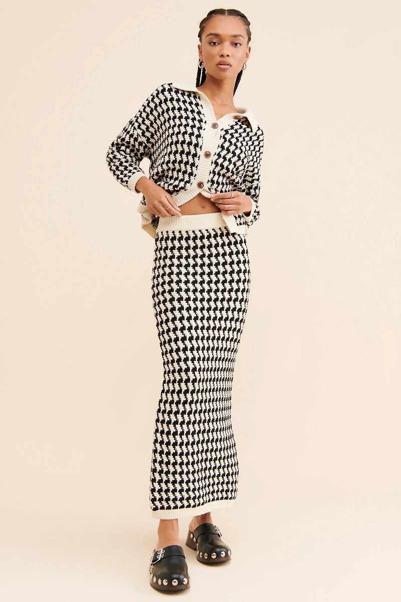 Little Lies Houndstooth Knit Maxi Skirt