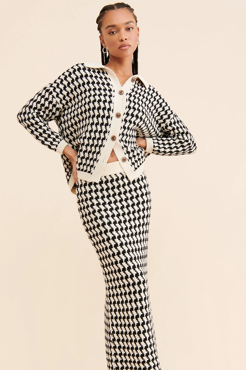 Little Lies Houndstooth Knit Maxi Skirt