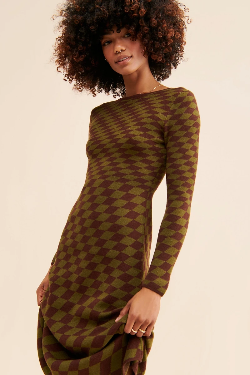 Moon River Grid Print Midi Sweater Dress