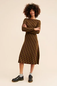Moon River Grid Print Midi Sweater Dress