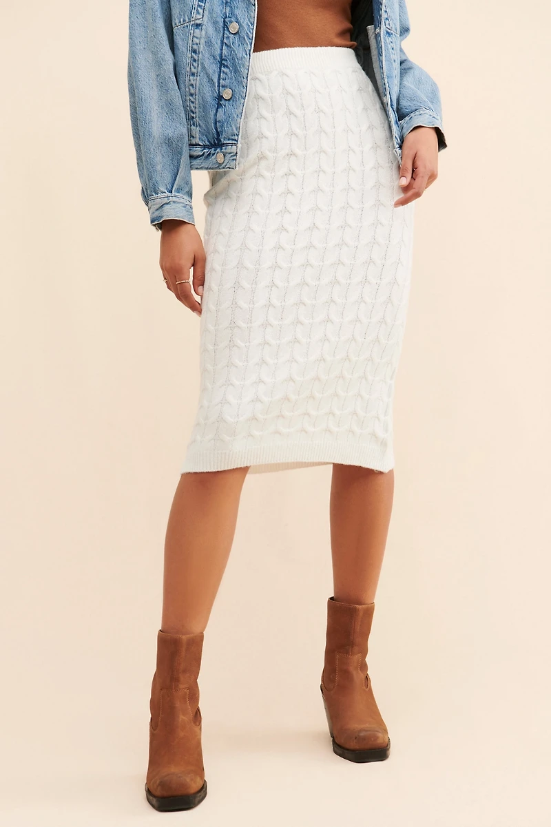 Flat White Calais Cable Knit Sweater Skirt