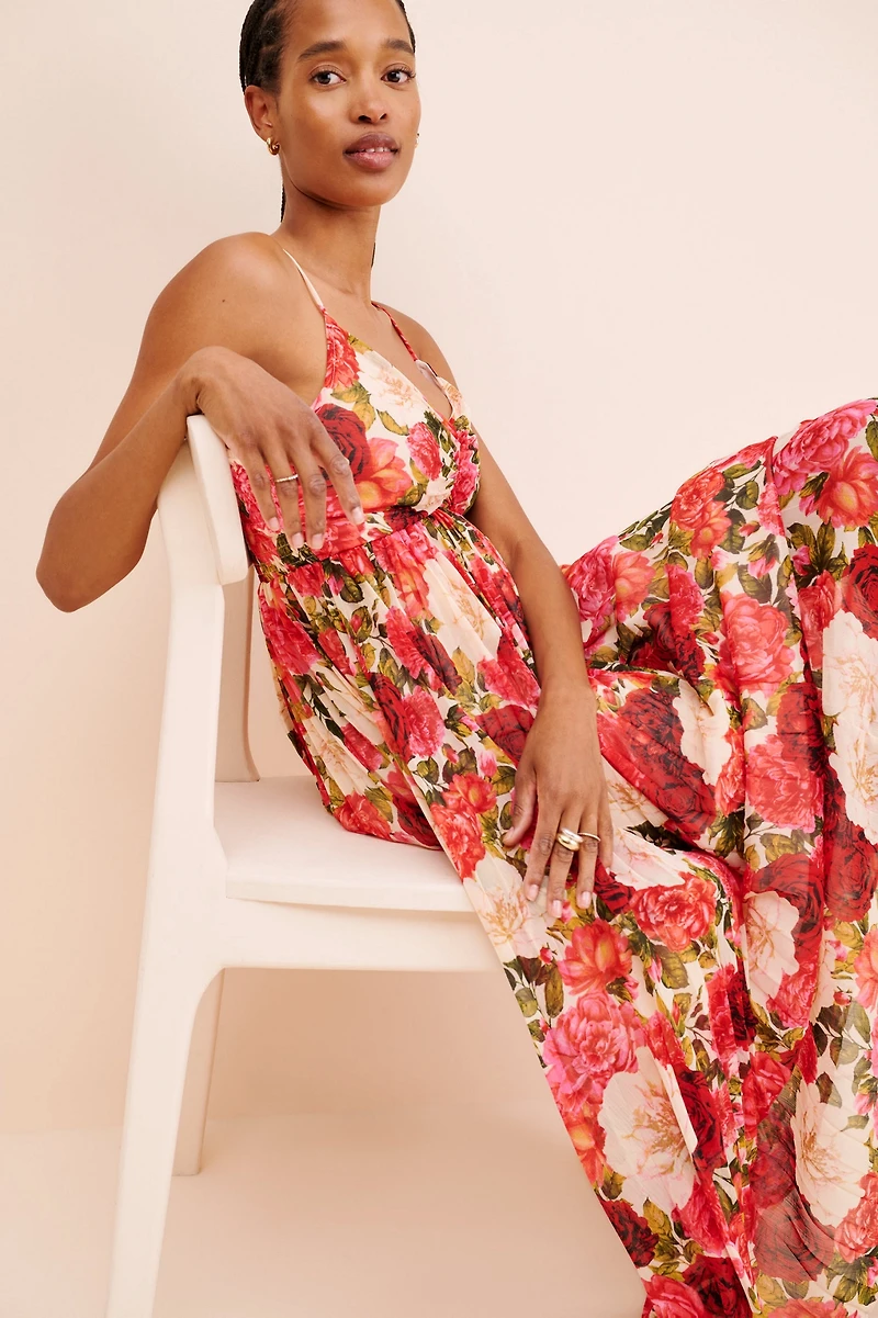 Moon River Pleated Sleeveless Midi Dress