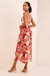Moon River Pleated Sleeveless Midi Dress