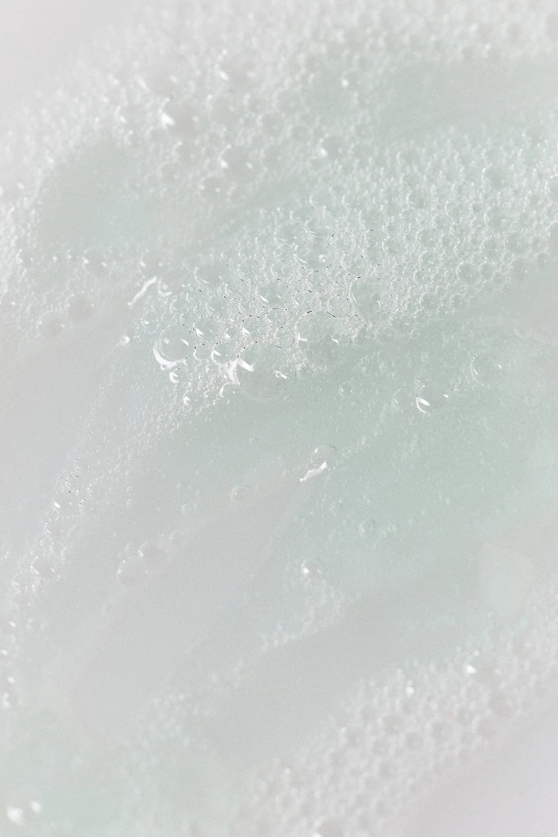Goop Daily Detox Foaming Cleanser