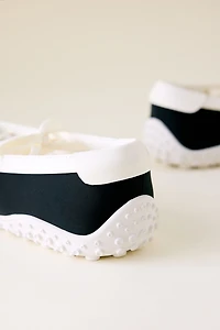 Coconuts by Matisse Lace-Up Flats