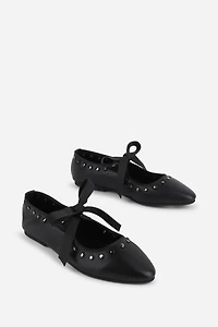Intentionally Blank Peak Ribbon-Tie Ballet Flats