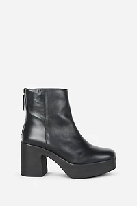 Intentionally Blank Drue 3.0 Ankle Boots