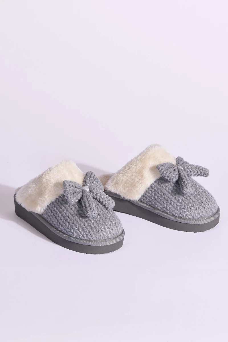Minnetonka Bowelle Scuff Slide Slippers