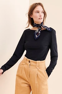 Isla V-Back Top