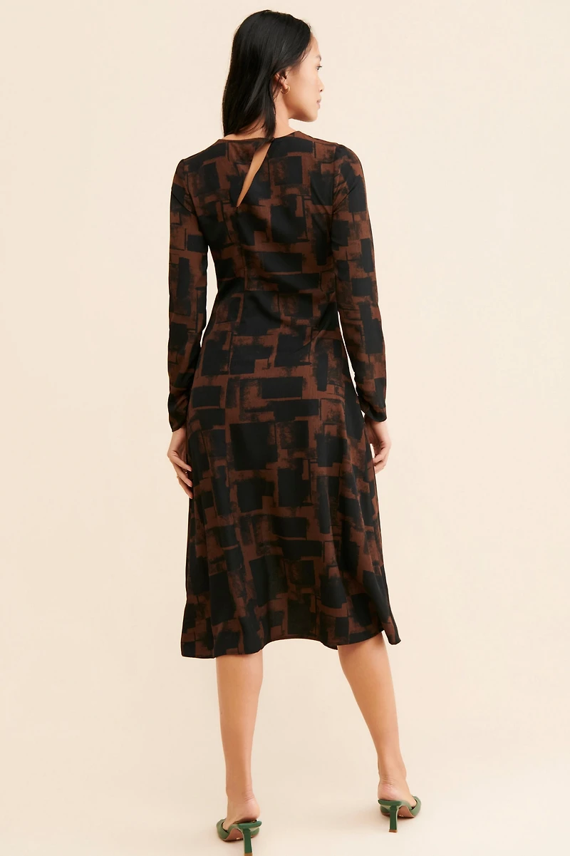 Moon River Printed Back Cut Out Midi Dress