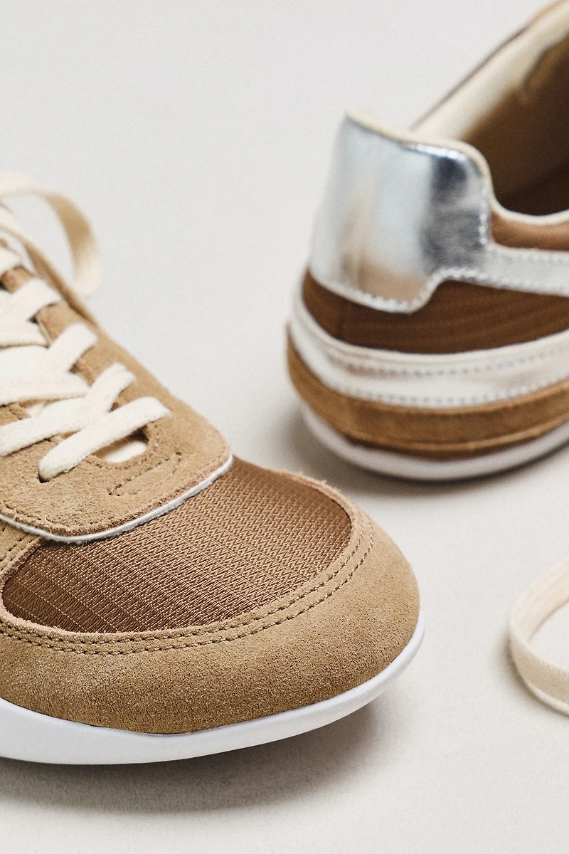 Silent D Girly Sneakers