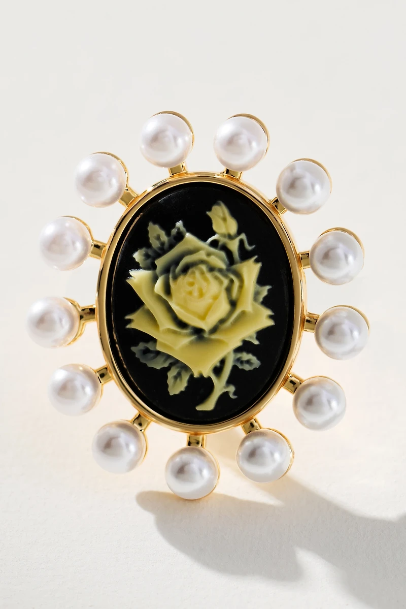 Cameo Floral Cocktail Ring