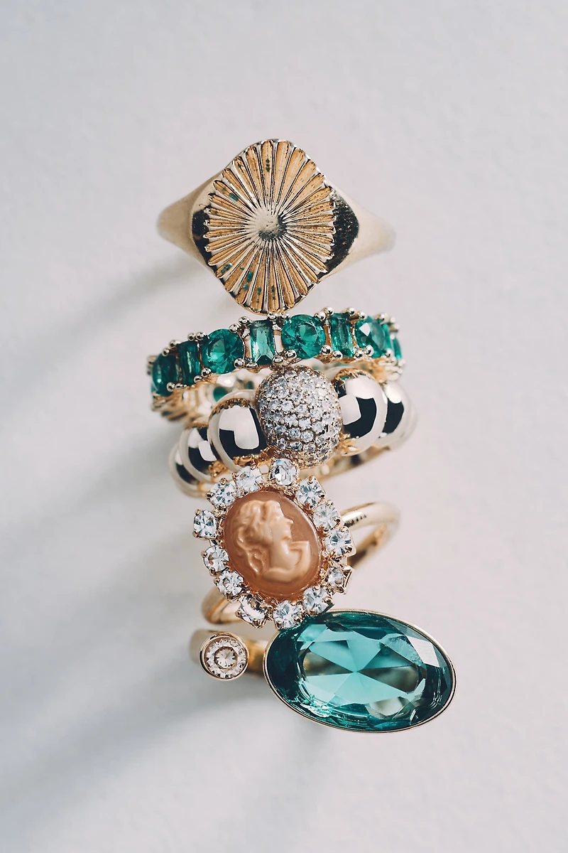 Glam Puff Cocktail Ring