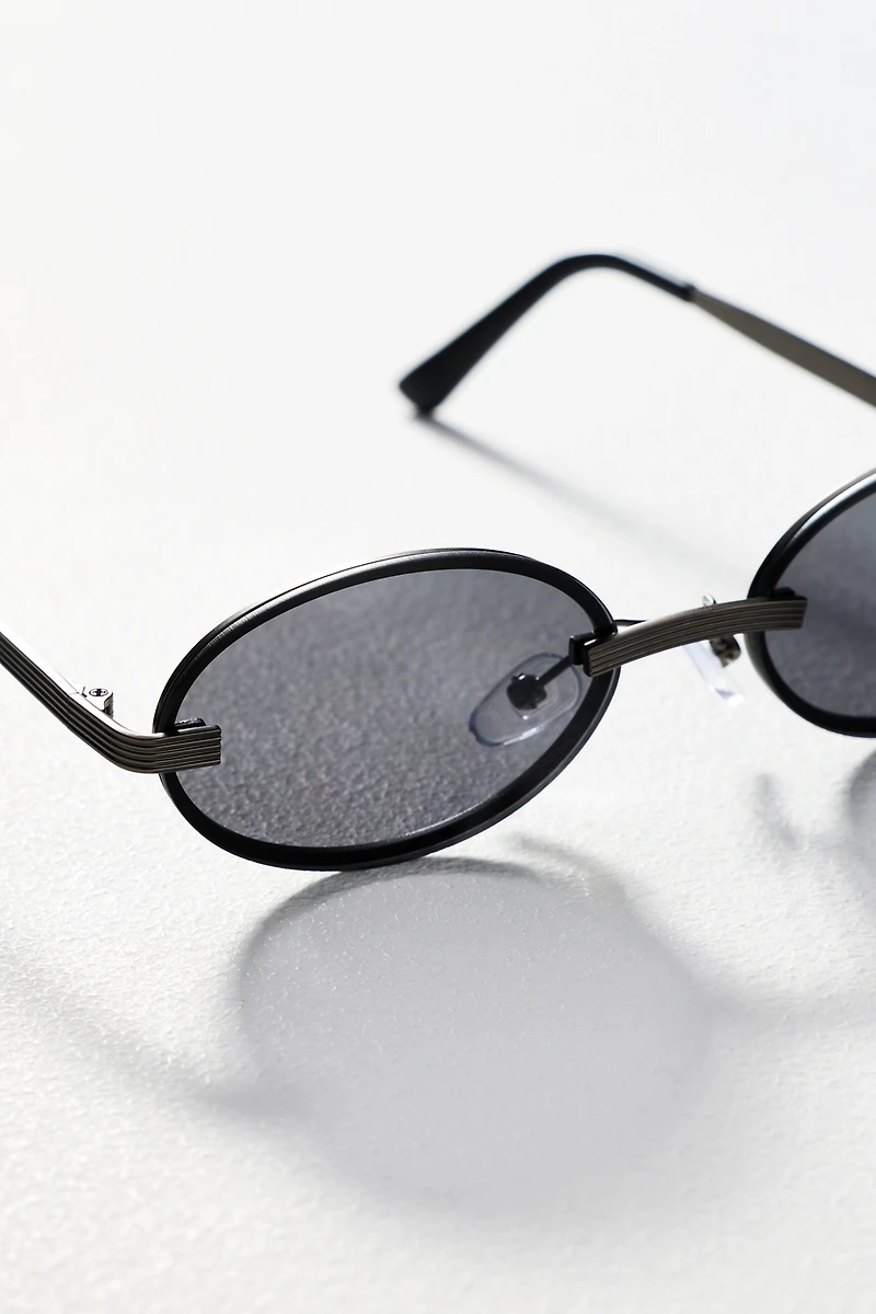 Elite Eyewear Frameless Oval Sunglasses