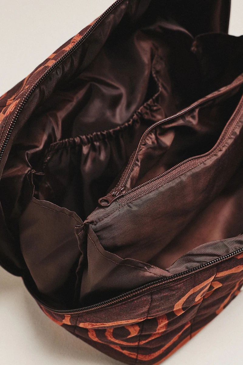 Damson Madder Large Check Eyelet Wash Bag