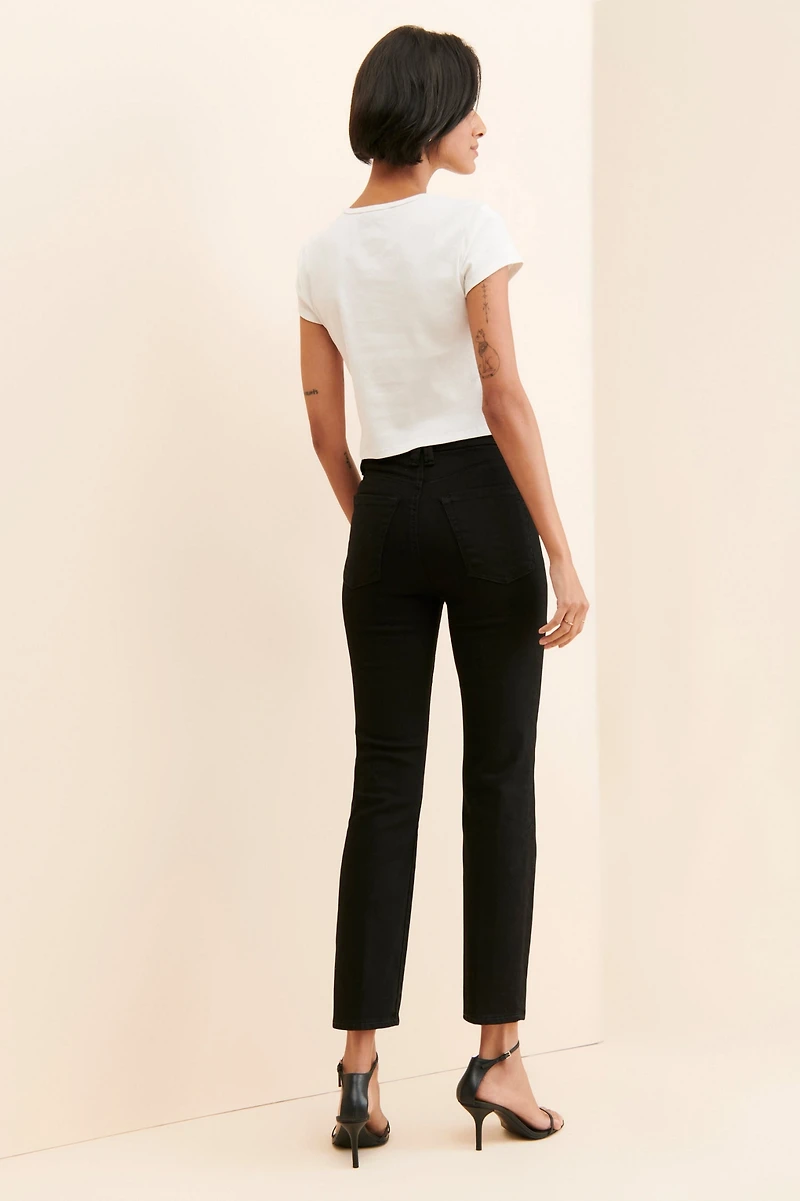 Good American Classic Crossover Jeans