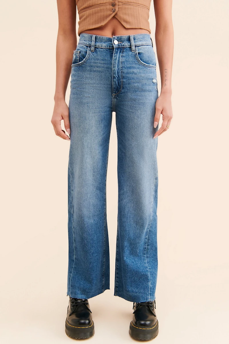 DL1961 Hepburn Wide-Leg Distressed Hem Jeans