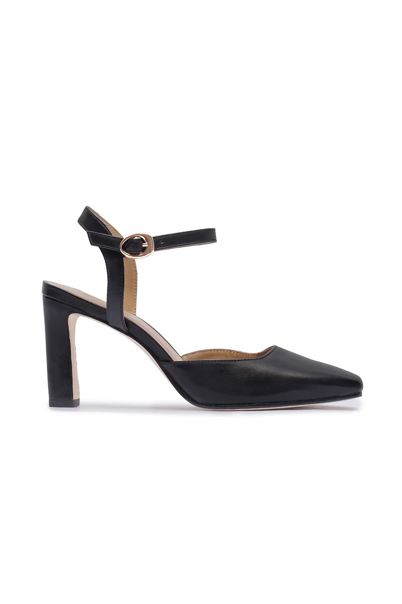 Bernardo Gama Mary Jane Heels