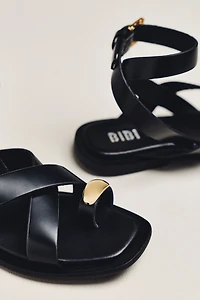 Bibi Lou Vaz Toe-Loop Sandals
