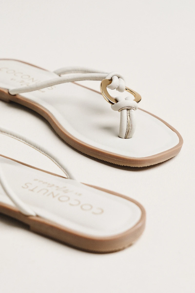 Coconuts by Matisse Mission Thong Sandals