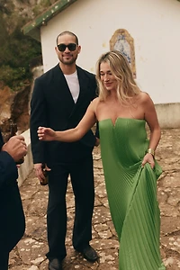 L'IDÉE Black Tie Strapless Gown