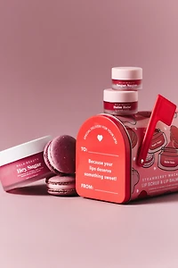 NCLA Beauty Hey, Sugar Strawberry Macaron Body Scrub