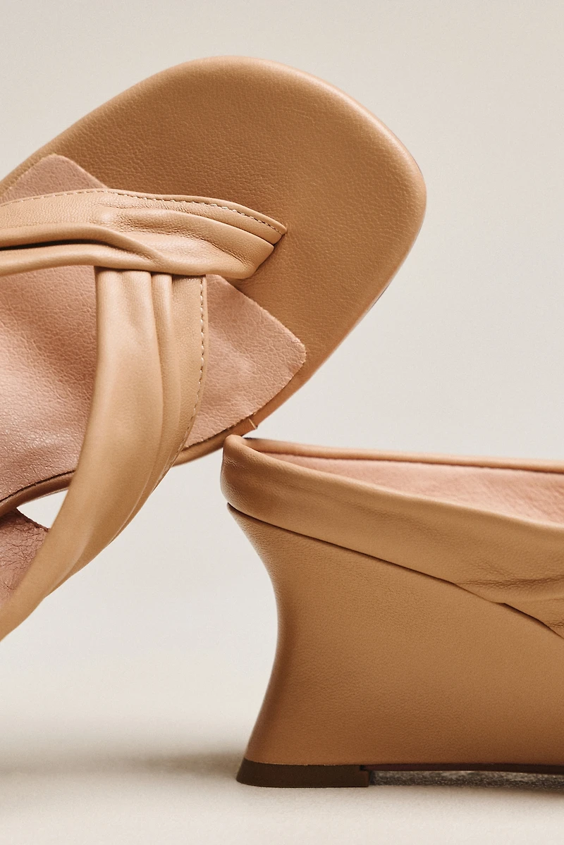 Silent D Febbe Thong Wedge Heels