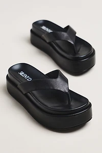 Silent D Tamarah Platform Thong Sandals