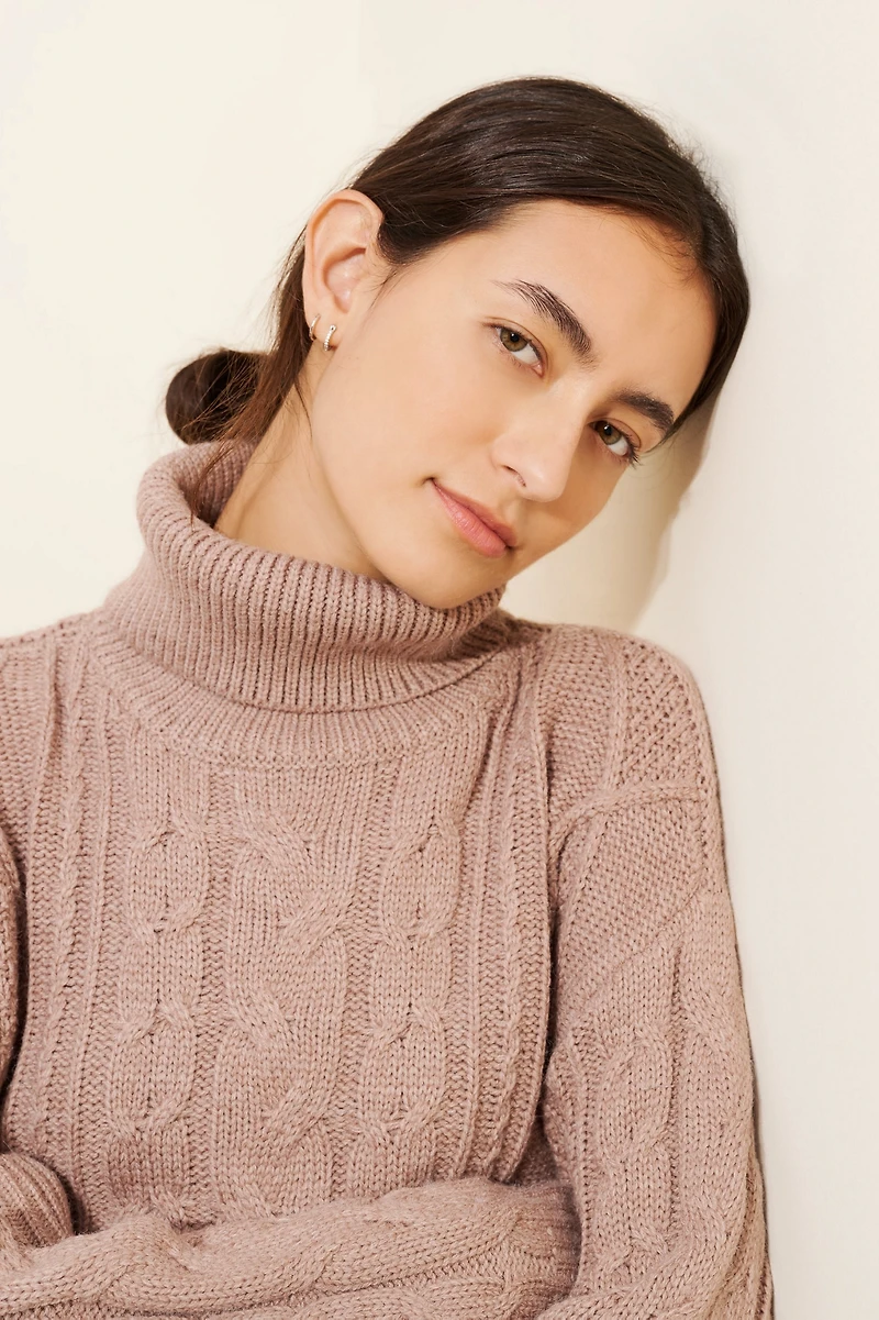 Flat White Fringe Turtleneck Sweater