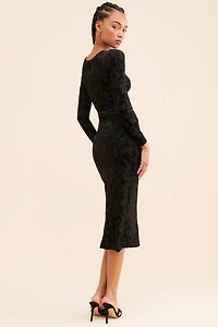 Lost + Wander Spectre Velvet Midi Dress