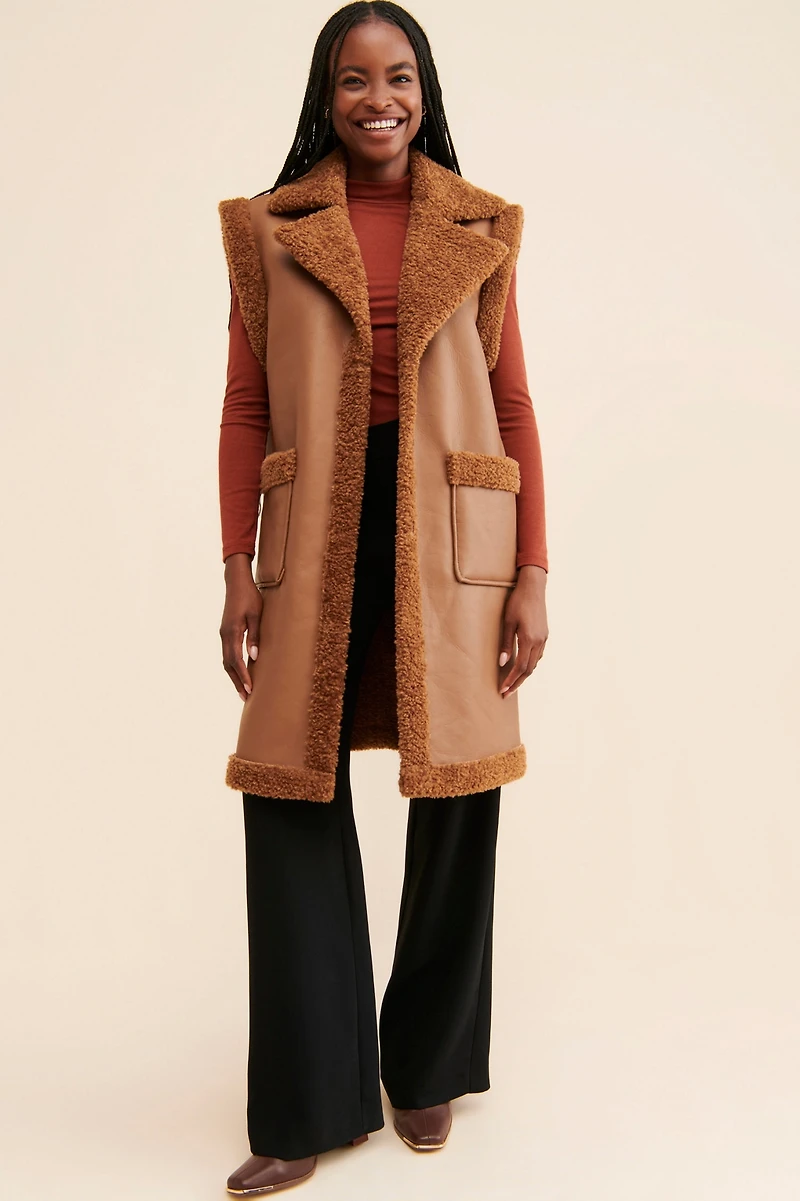 [BLANKNYC] Touch And Go Sherpa Vest