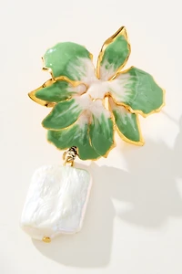 The Pink Reef Vanilla Pearl Drop Earrings