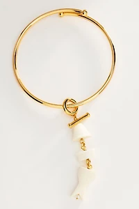 Timeless Pearly Fish Pendant Choker Necklace