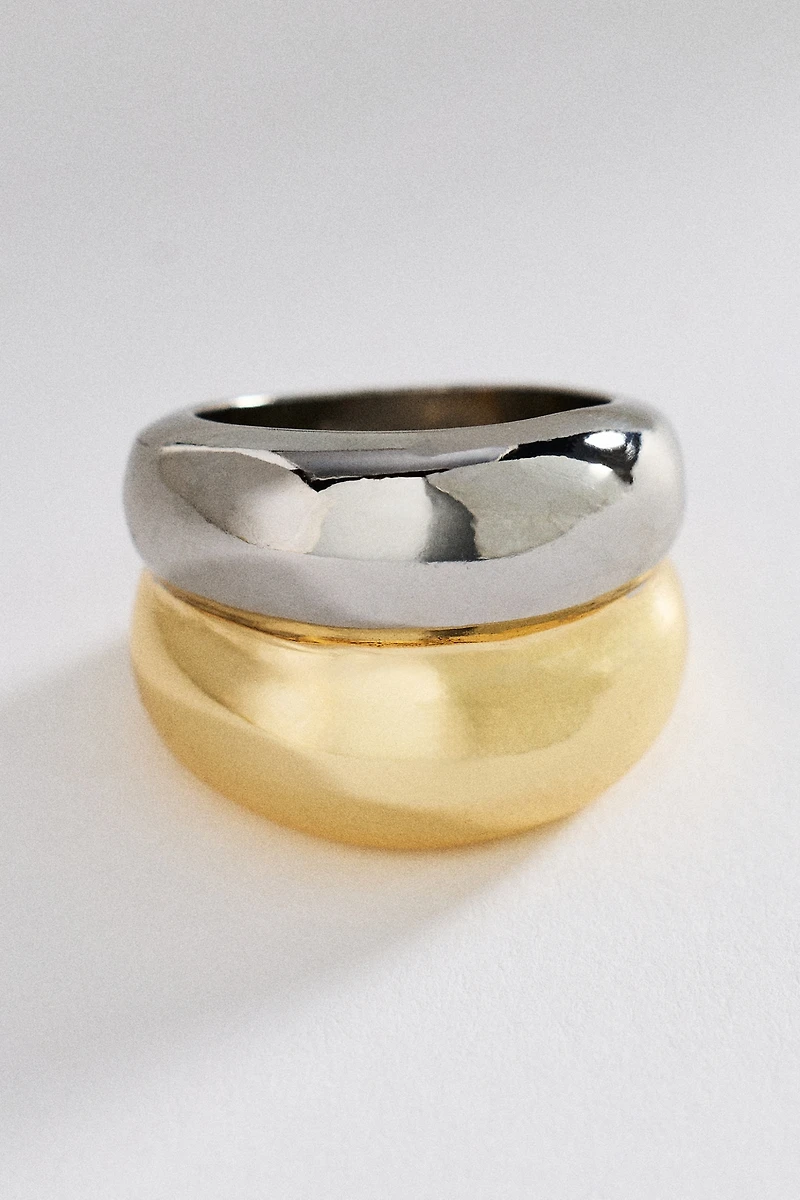 Mixed Metal Ribbed & Stacked Ring