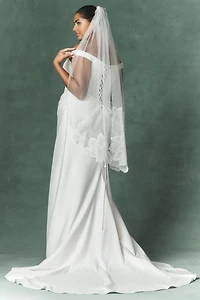 Watters 3D Floral Trim Fingertip Veil